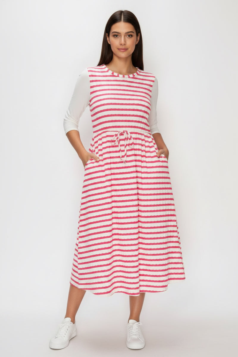 midi jumper dress PLUS SIZE HORIZONTAL STRIPED – Stylish Wholesale Size:16 fl oz color-code_ BLK Modelyn Women's Embossed Off Layer her with an