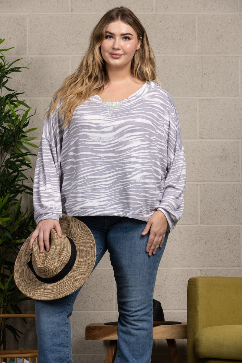 ANIMAL RINT SWEATER WITH SILVER SEQUENCE PLUS SIZE TOP-T7028