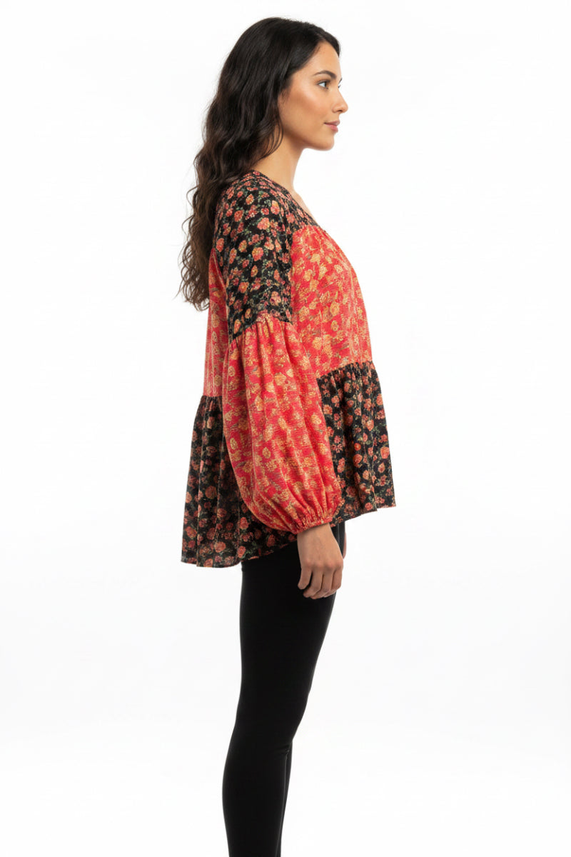 FLORAL CONTRAST PRINT LONG SLEEVE TOP*