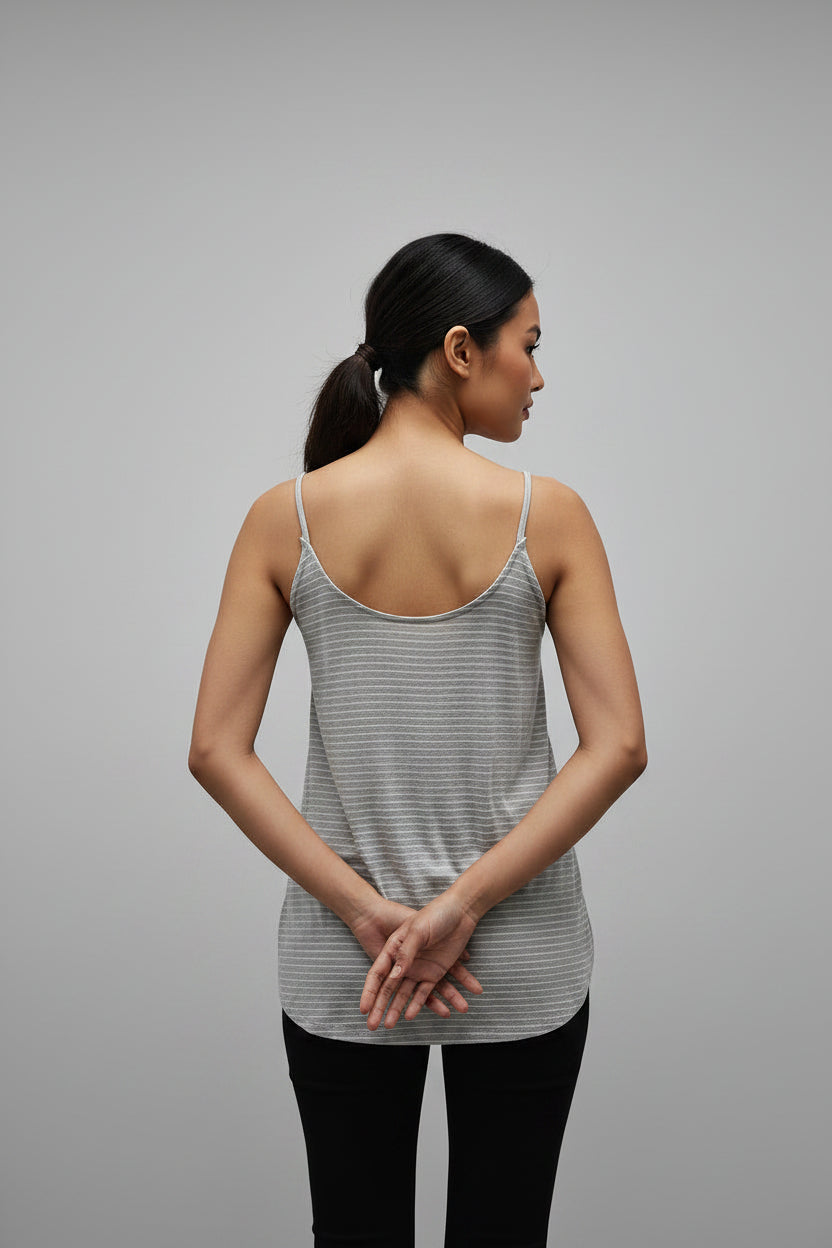 GRAY TANK TOP WITH A FRONT TIE*