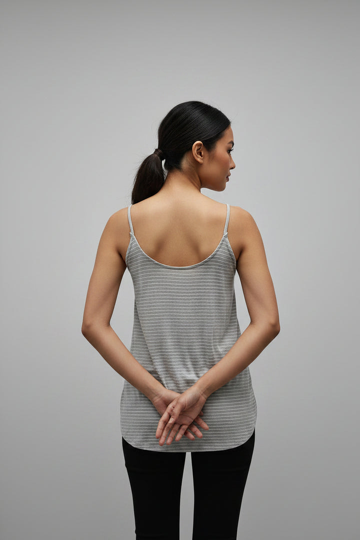 GRAY TANK TOP WITH A FRONT TIE*