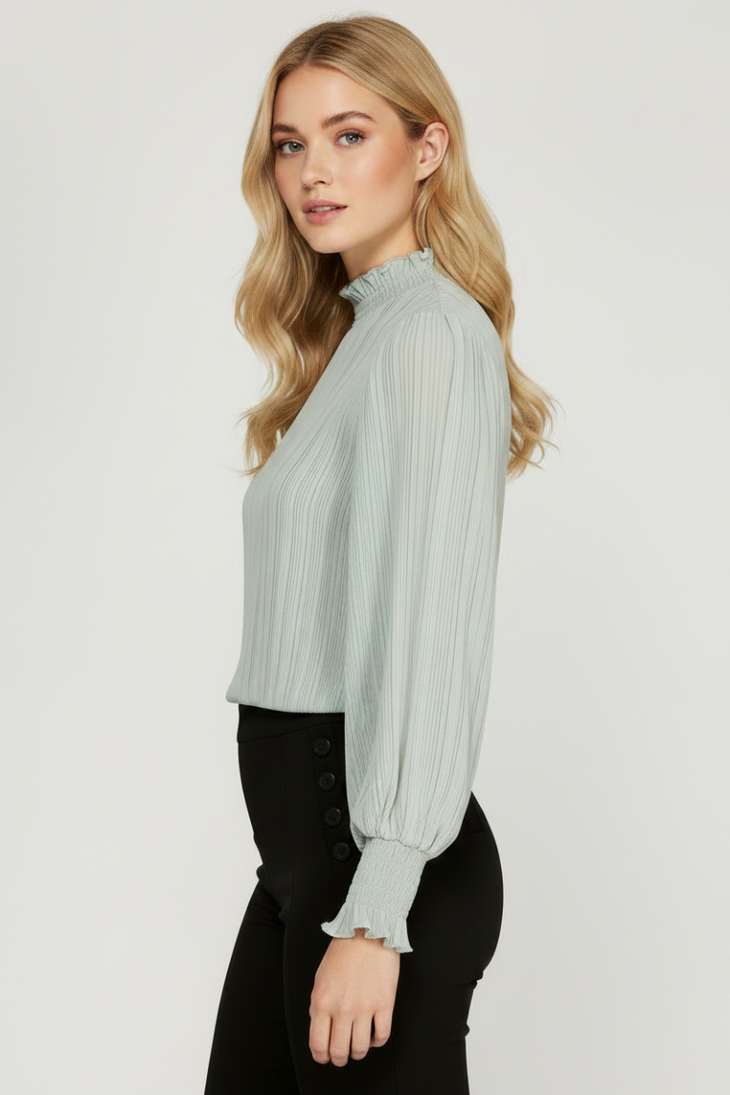 SEAFOM PLEATED SMOCKED MOCK NECK TOP-SKSS8411.