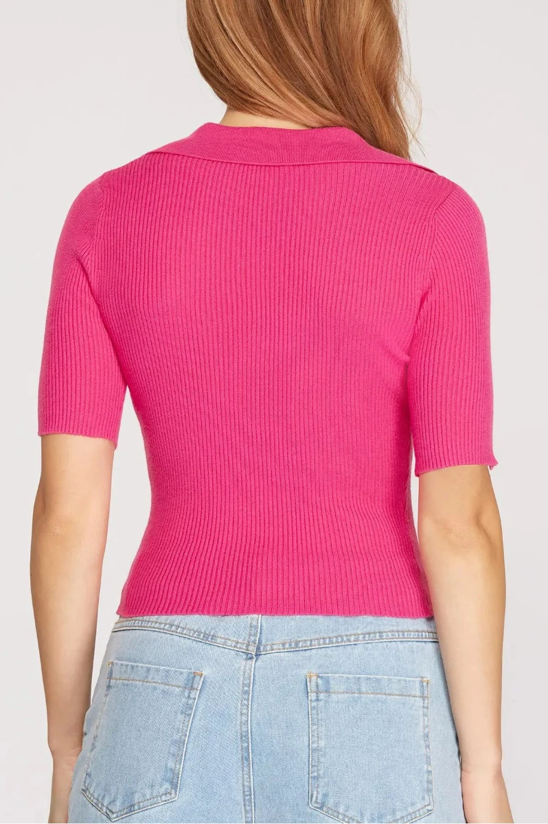 BLACK SHORT SLEEVES COLLARED KNIT CROP TOP