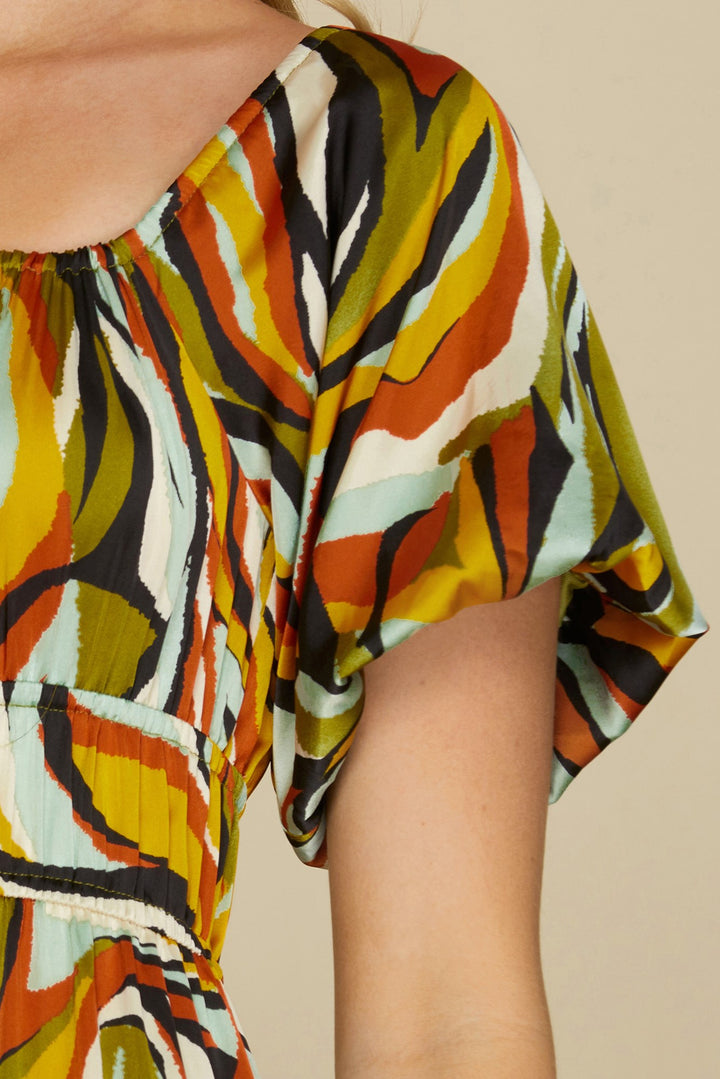 BUBBLE SLEEVE PRINT WOVEN TIERED MIDI DRESS