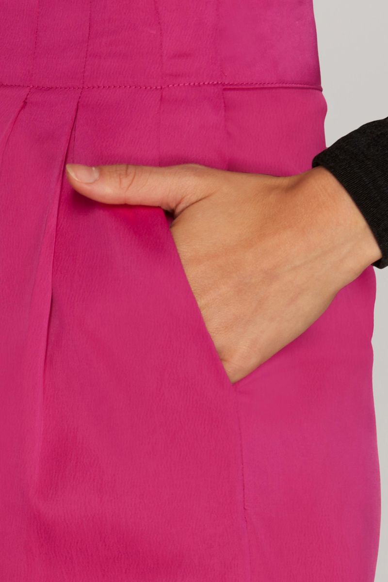 MAGENTA PINK PLEATED LONG SATIN PANTS