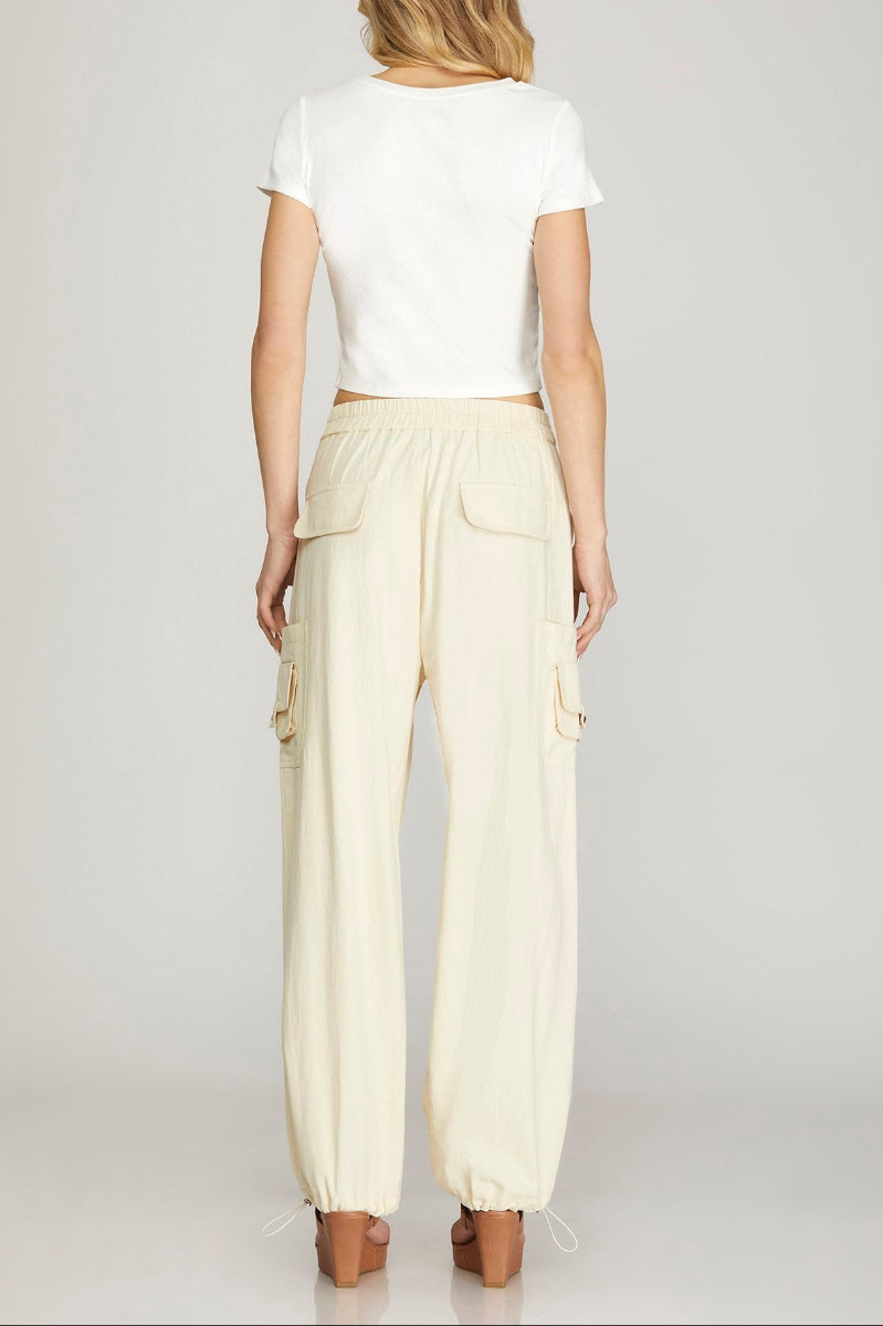 WIDE LEG FRONT TIE WOVEN CARGO PANTS WITH SIDE FLAP POCKETS
