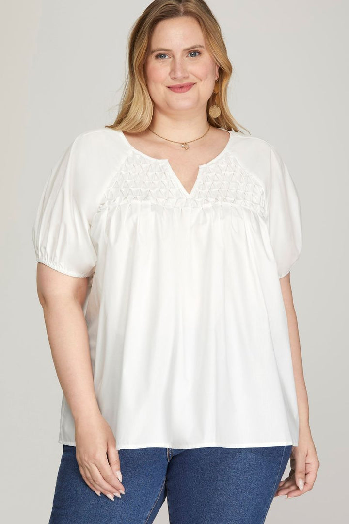 OFF WHITE TEXTURED PLEATED V-NECK POPLIN PLUS SIZE TOP