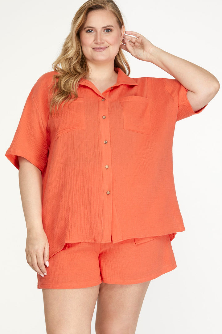 PLUS SHORT SLEEVE WOVEN BUTTON DOWN TOP-SKPSY3388