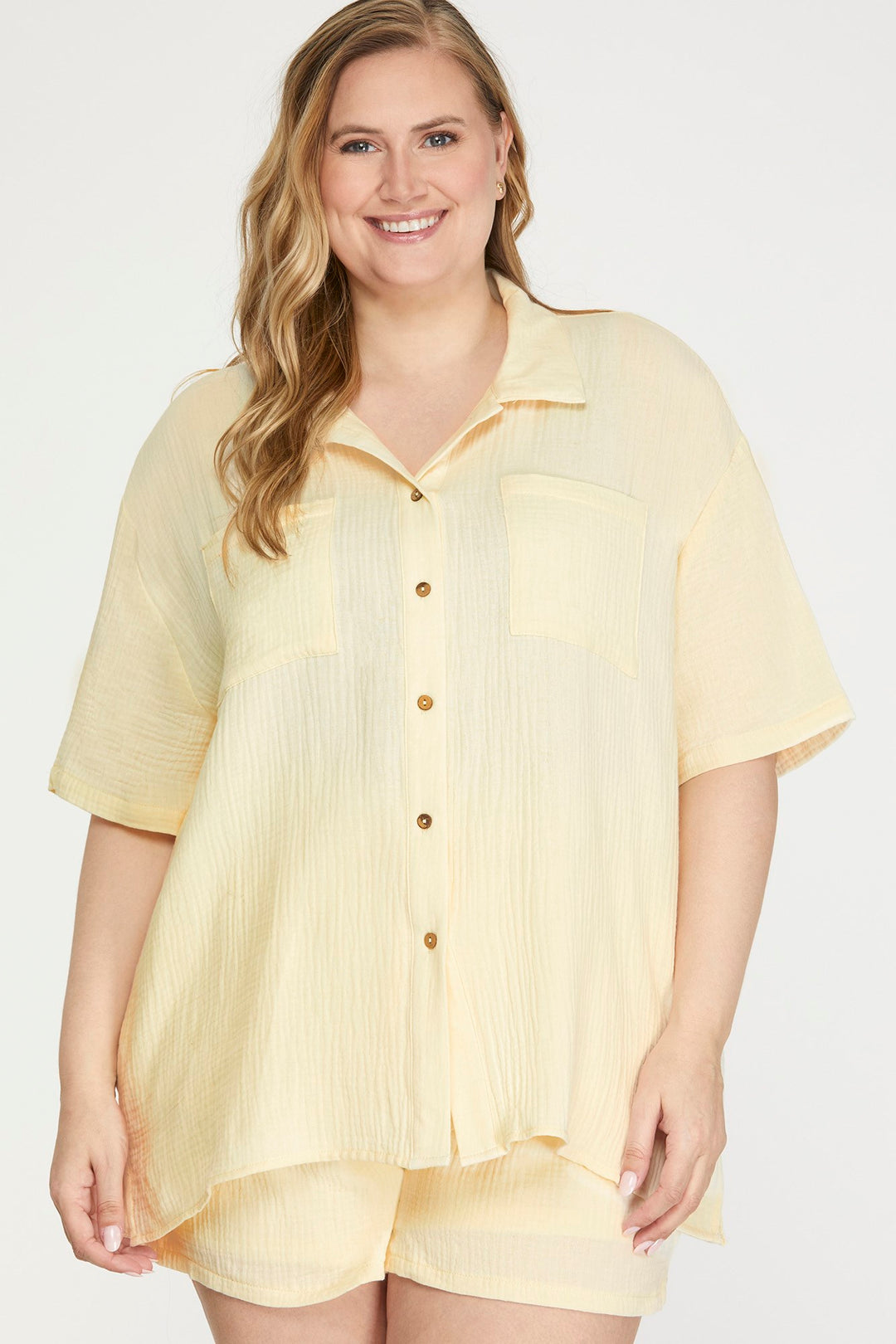 PLUS SHORT SLEEVE WOVEN BUTTON DOWN TOP-SKPSY3388