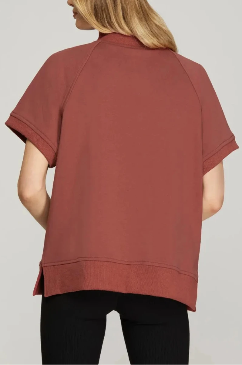 SHORT SLEEVE HALF ZIP FRENCH TERRY TOP