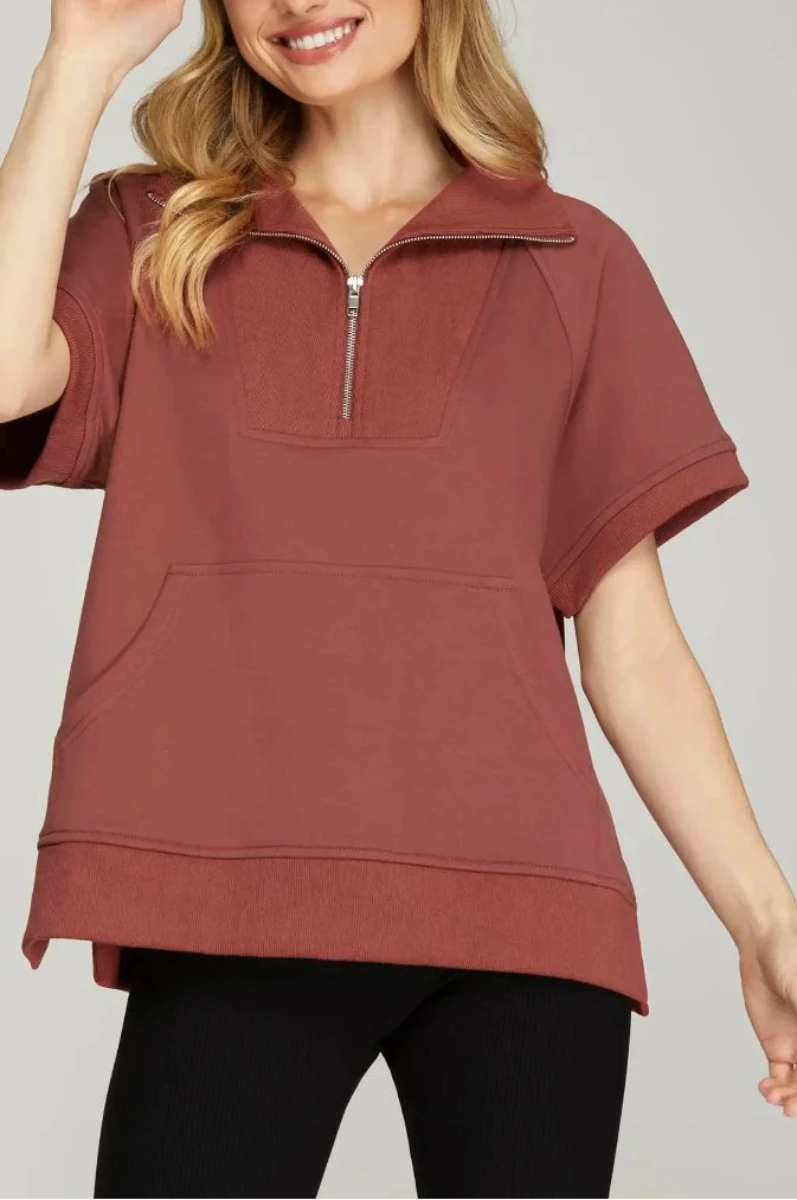 SHORT SLEEVE HALF ZIP FRENCH TERRY TOP