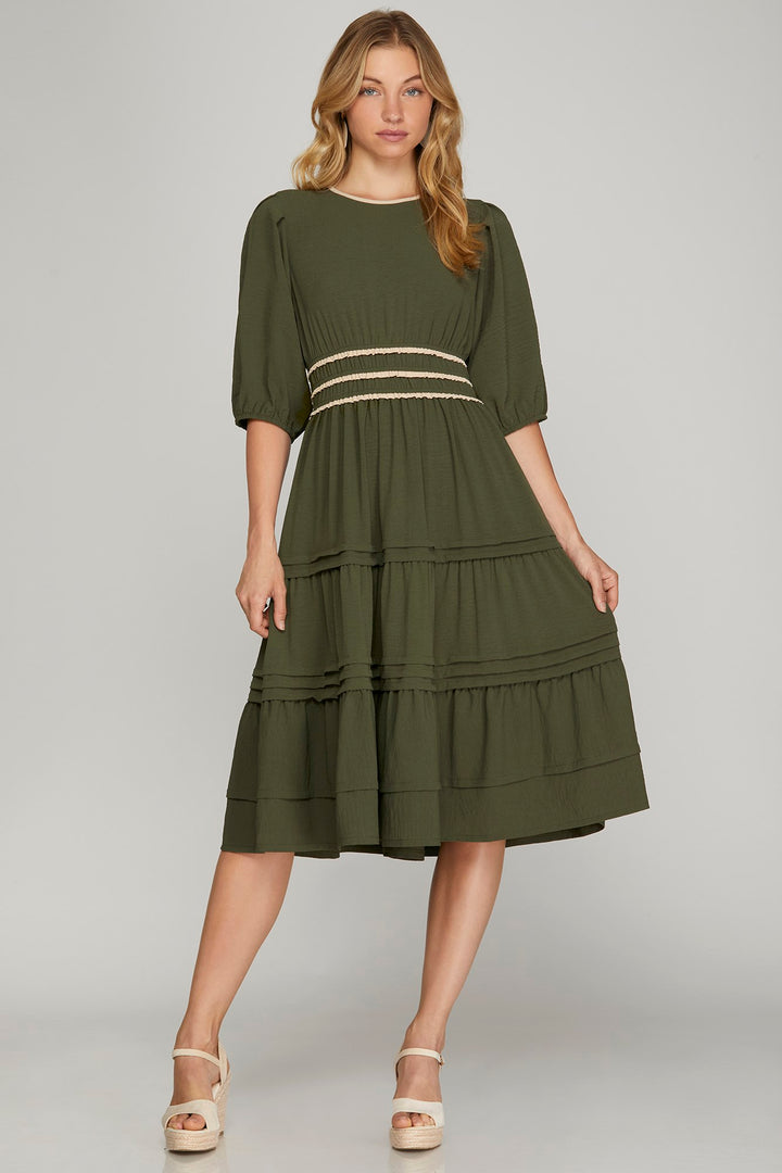 PUFF SLEEVE WAIST CONTRAST ELASTIC PINTUCK TIERED WOVEN MIDI DRESS WITH POCKETS