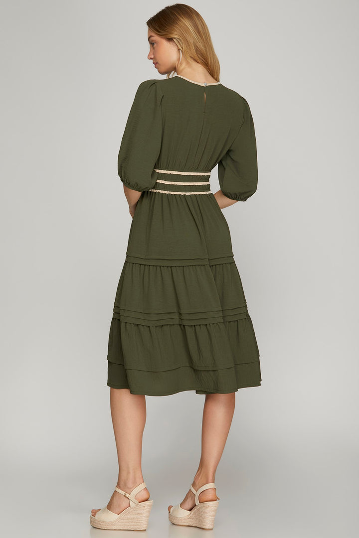 PUFF SLEEVE WAIST CONTRAST ELASTIC PINTUCK TIERED WOVEN MIDI DRESS WITH POCKETS