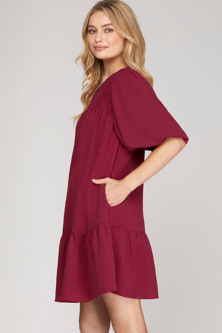 BALLOON SLEEVE SMOCKED WOVEN DRESS WITH SIDE POCKETS