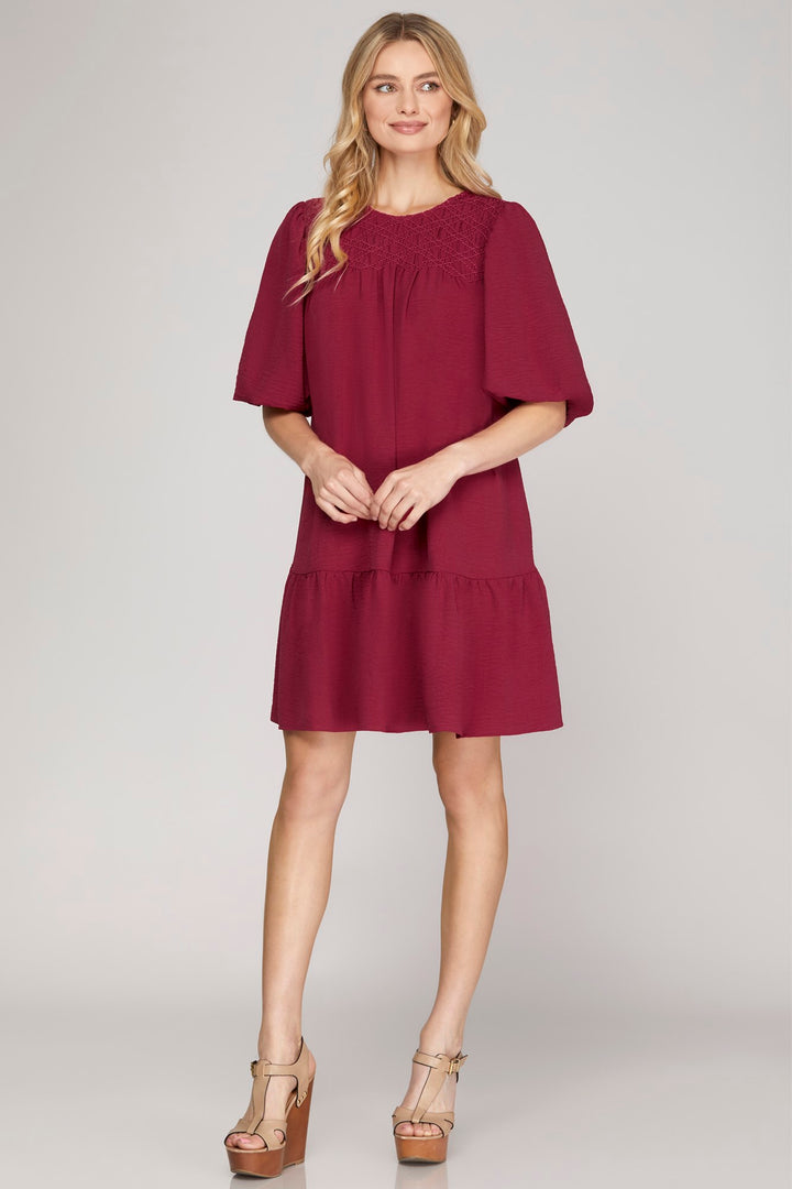 BALLOON SLEEVE SMOCKED WOVEN DRESS WITH SIDE POCKETS