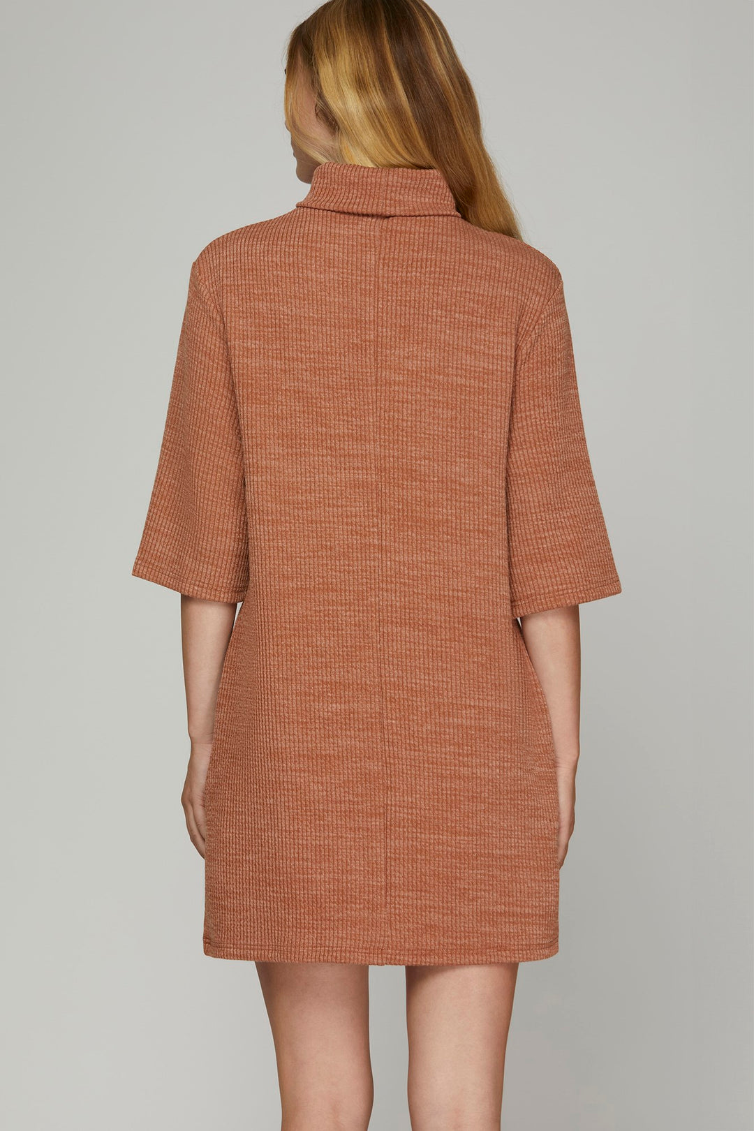 HALF SLEEVE TURTLE NECK KNIT DRESS WITH POCKETS
