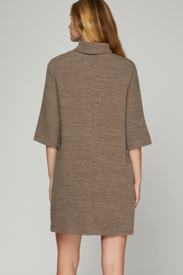 HALF SLEEVE TURTLE NECK KNIT DRESS WITH POCKETS