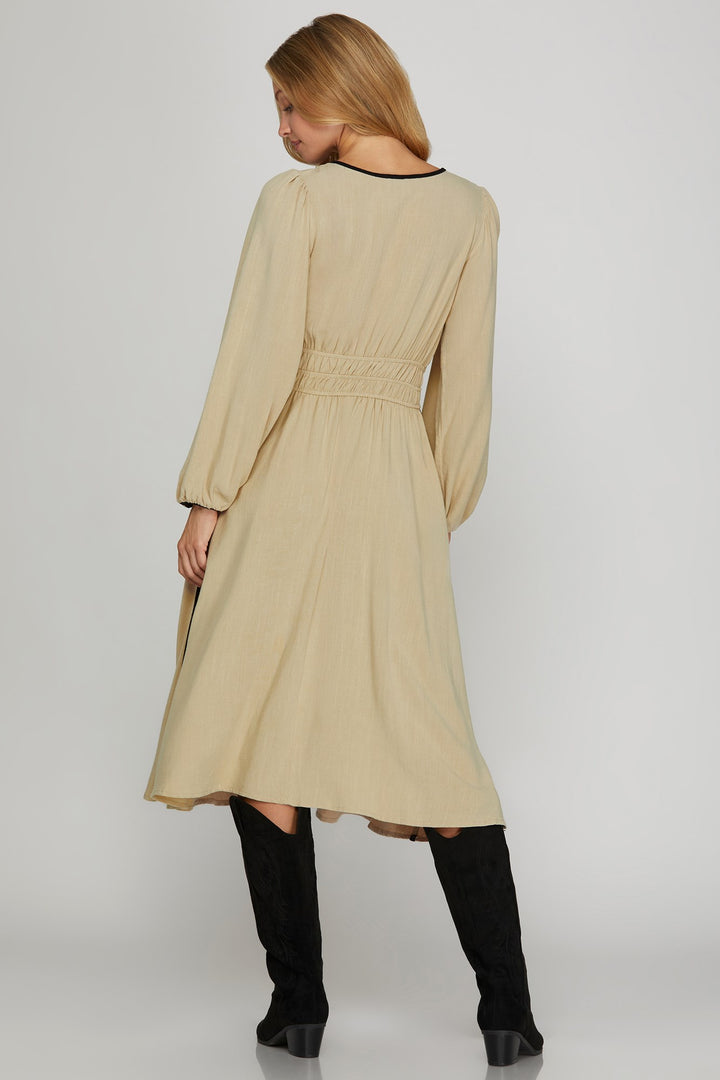 LONG SLEEVE WOVEN RUCHED WAIST MIDI DRESS WITH CONTRAST BINDING