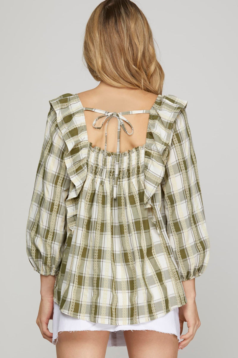 3/4 SLEEVE PLAID RUFFLED SMOCKED PEASANT TOP SKSY7955