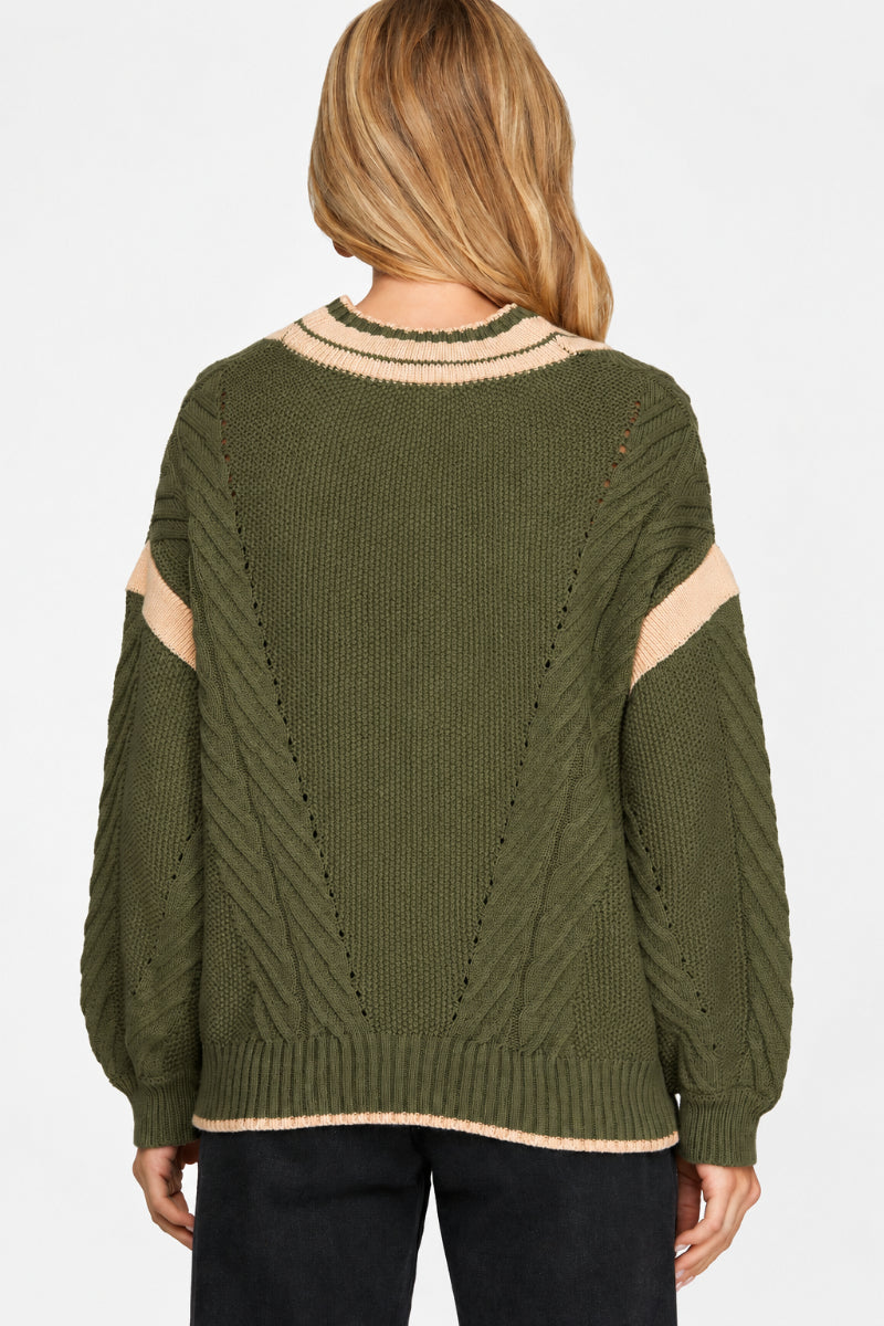 V-NECK CABLE KNIT PULLOVER SWEATER SKSY9553