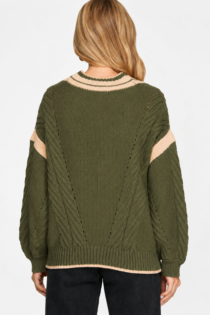 V-NECK CABLE KNIT PULLOVER SWEATER SKSY9553