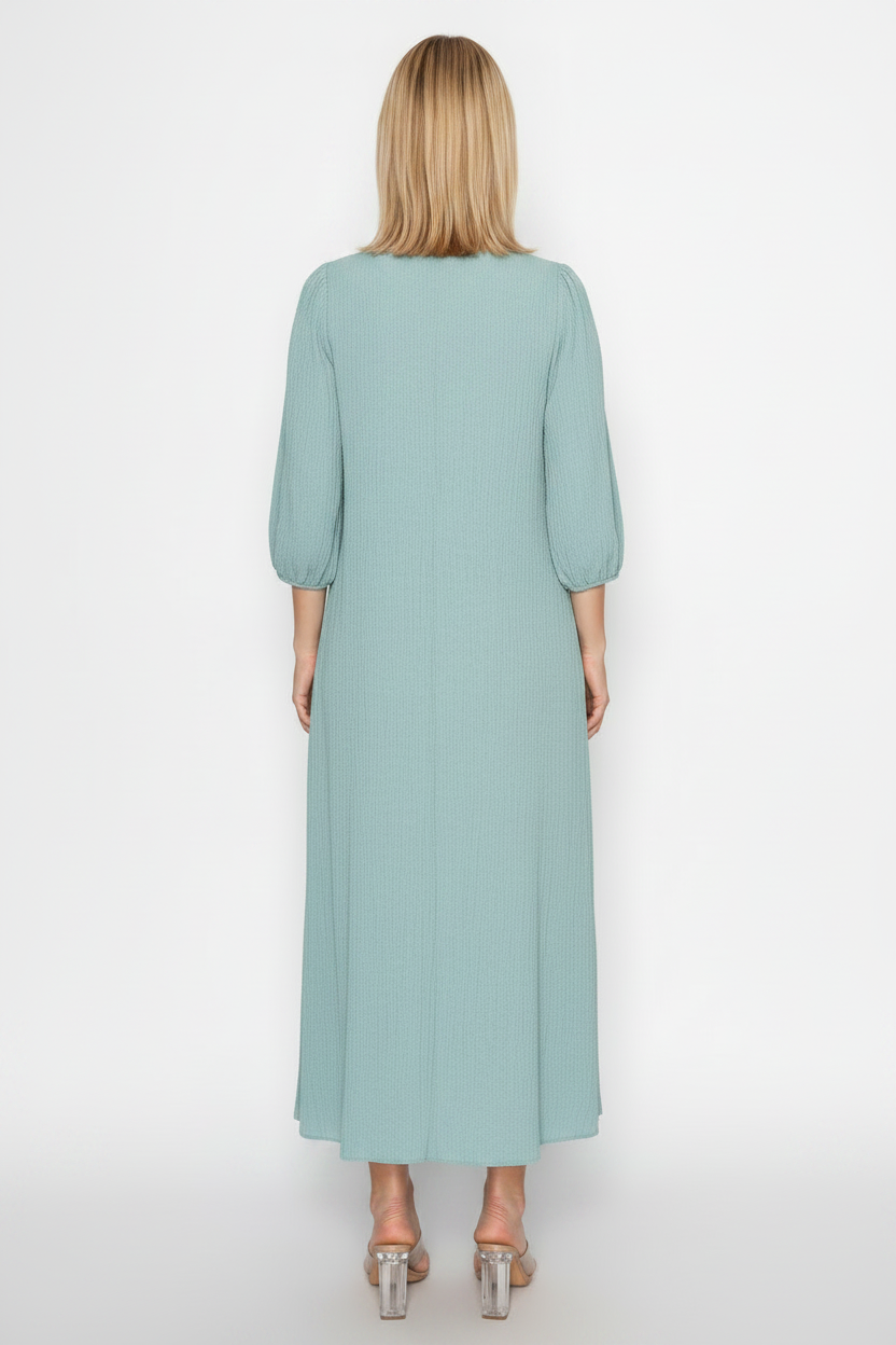 PLUS SIZE ROUND NECK ELEGANT TIERED MIDI DRESS