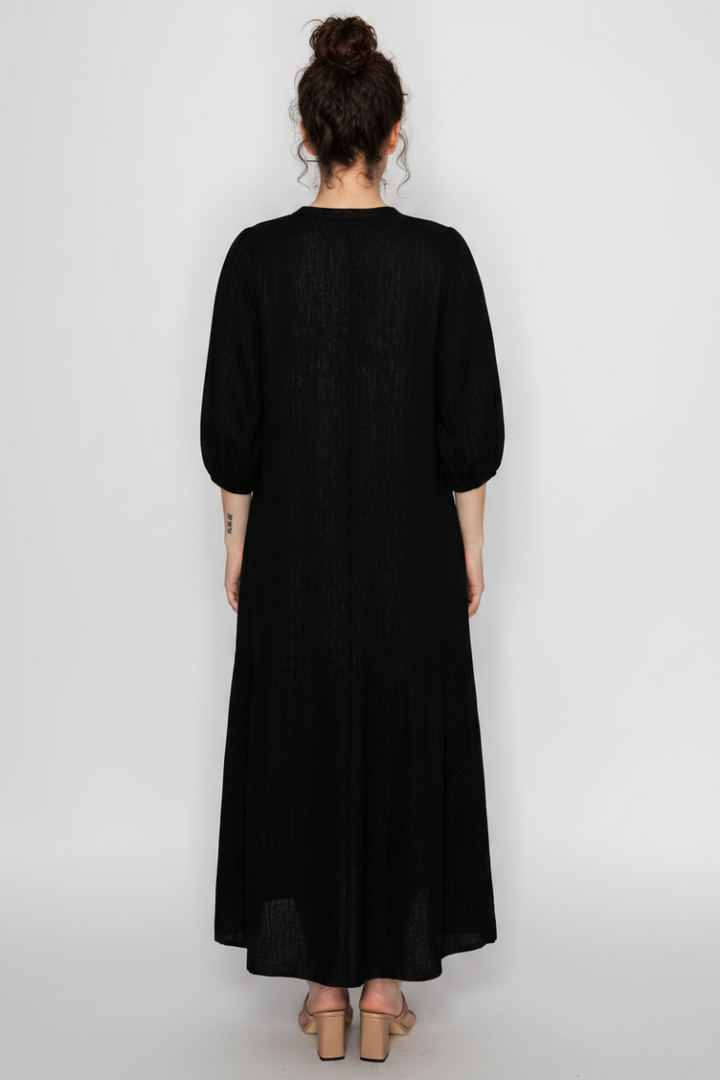 PLUS SIZE ROUND NECK ELEGANT TIERED MIDI DRESS