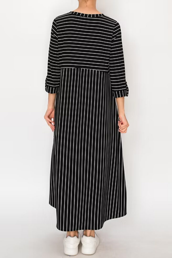 MODEST PLUS SIZE MIDI DRESS FEATURING WHITE VERTICAL STRIPES