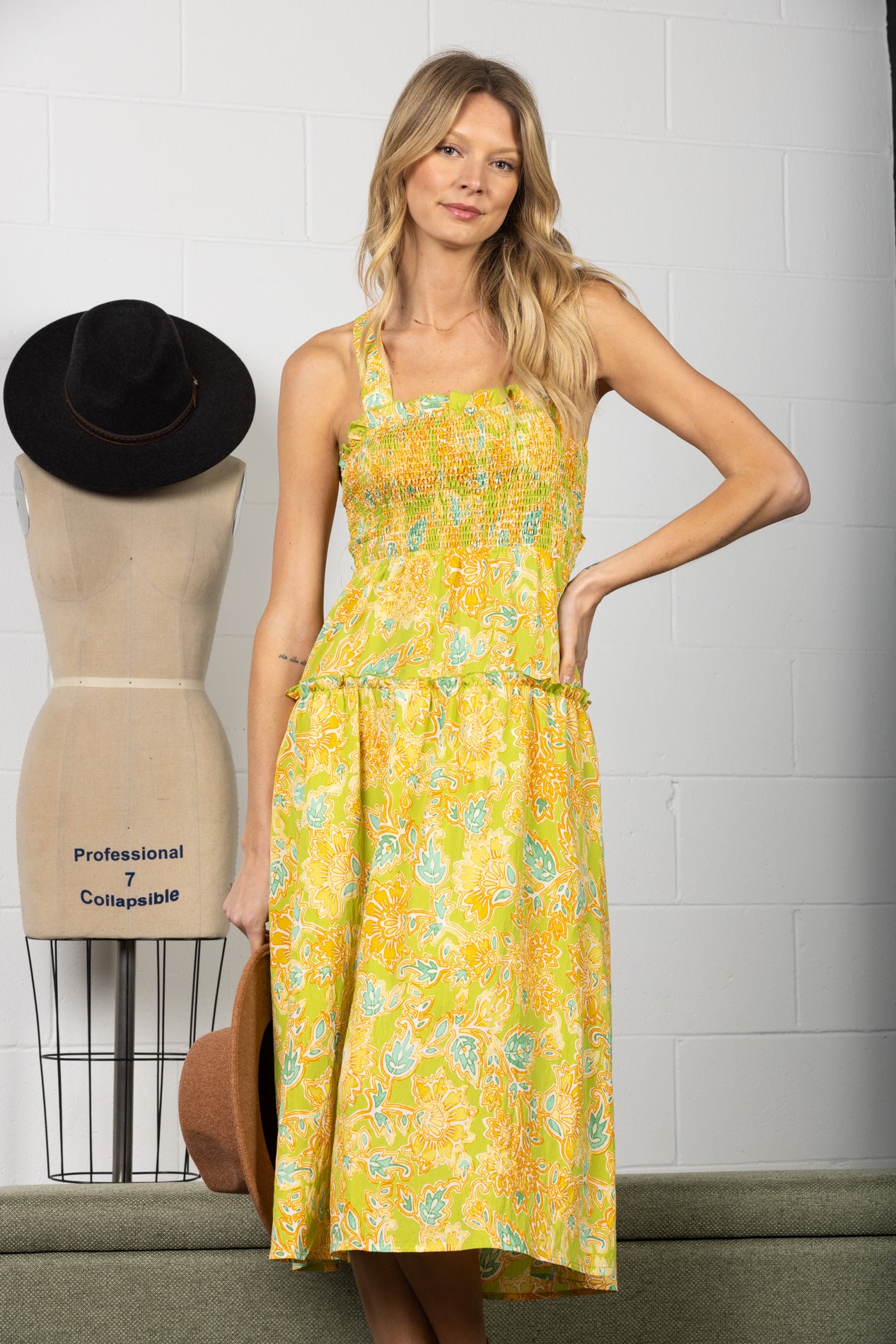 YELLOW TIERED SLEEVELESS SELF TIE OPEN BACK MAXI DRESS-DY9203