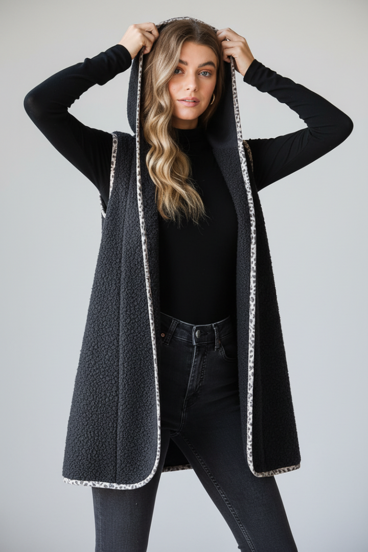 PLUS SIZE SLEEVELESS FUZZY ANIMAL CONTRAST VEST HMEJ6719