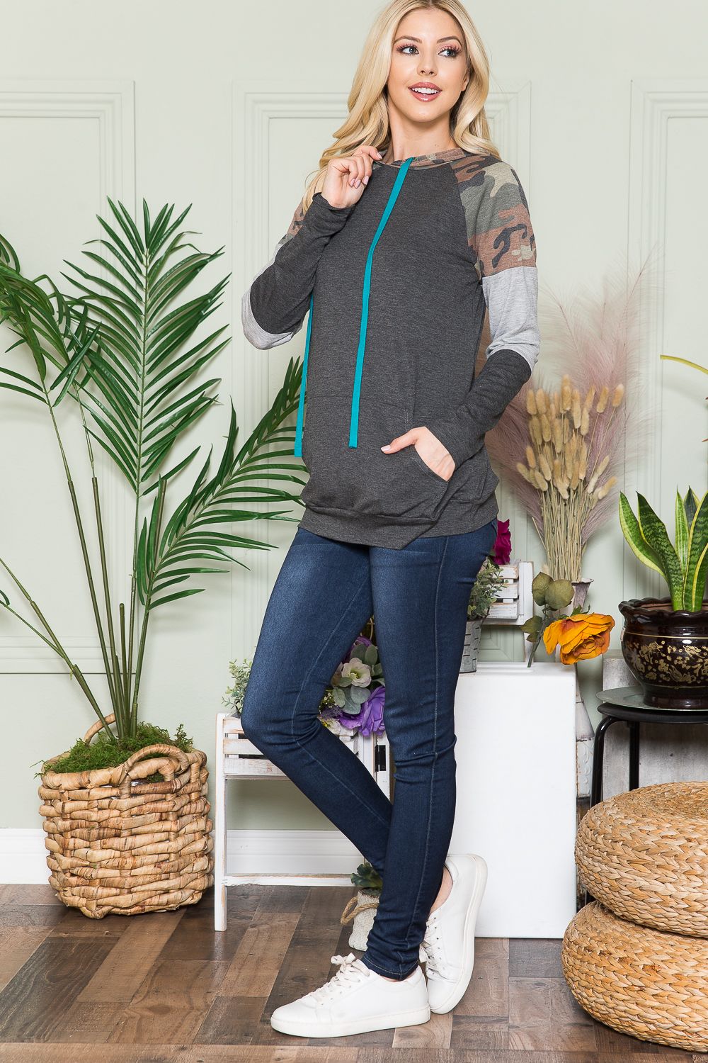 CHARCOAL PLUS CAMO AND COLOR BLOCK CONTRAST HOODY-CLCT33668B-PL