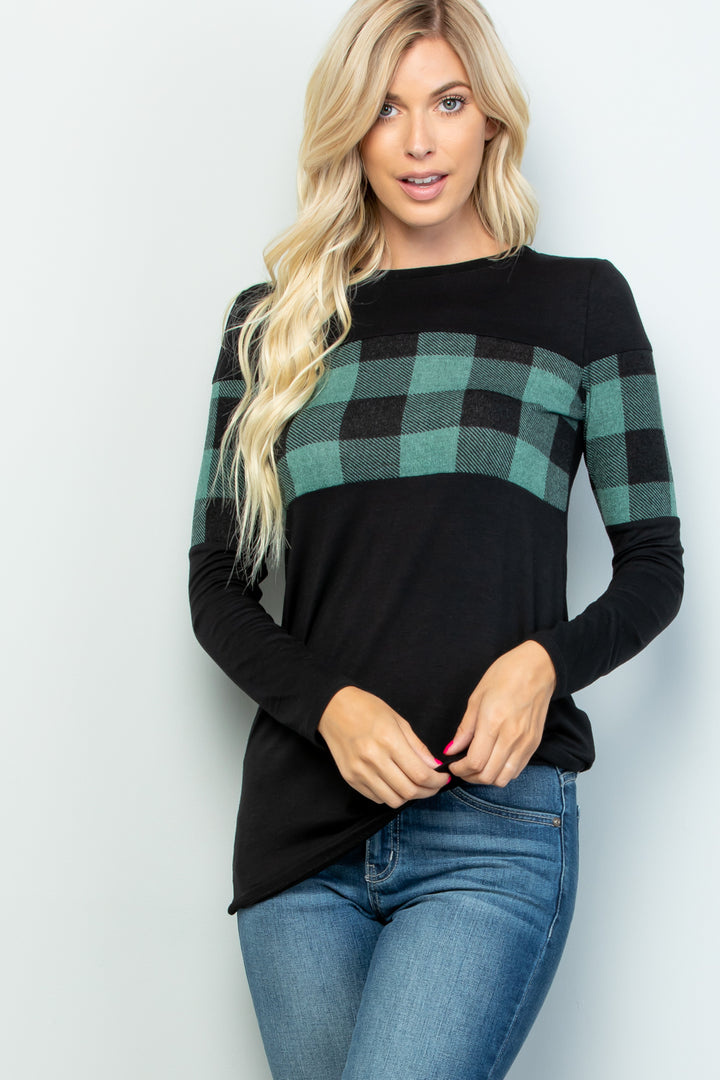 CLCT43505-PL-Wholesale Black/Green PLUS TOP WITH CHEST PRINT DETAIL