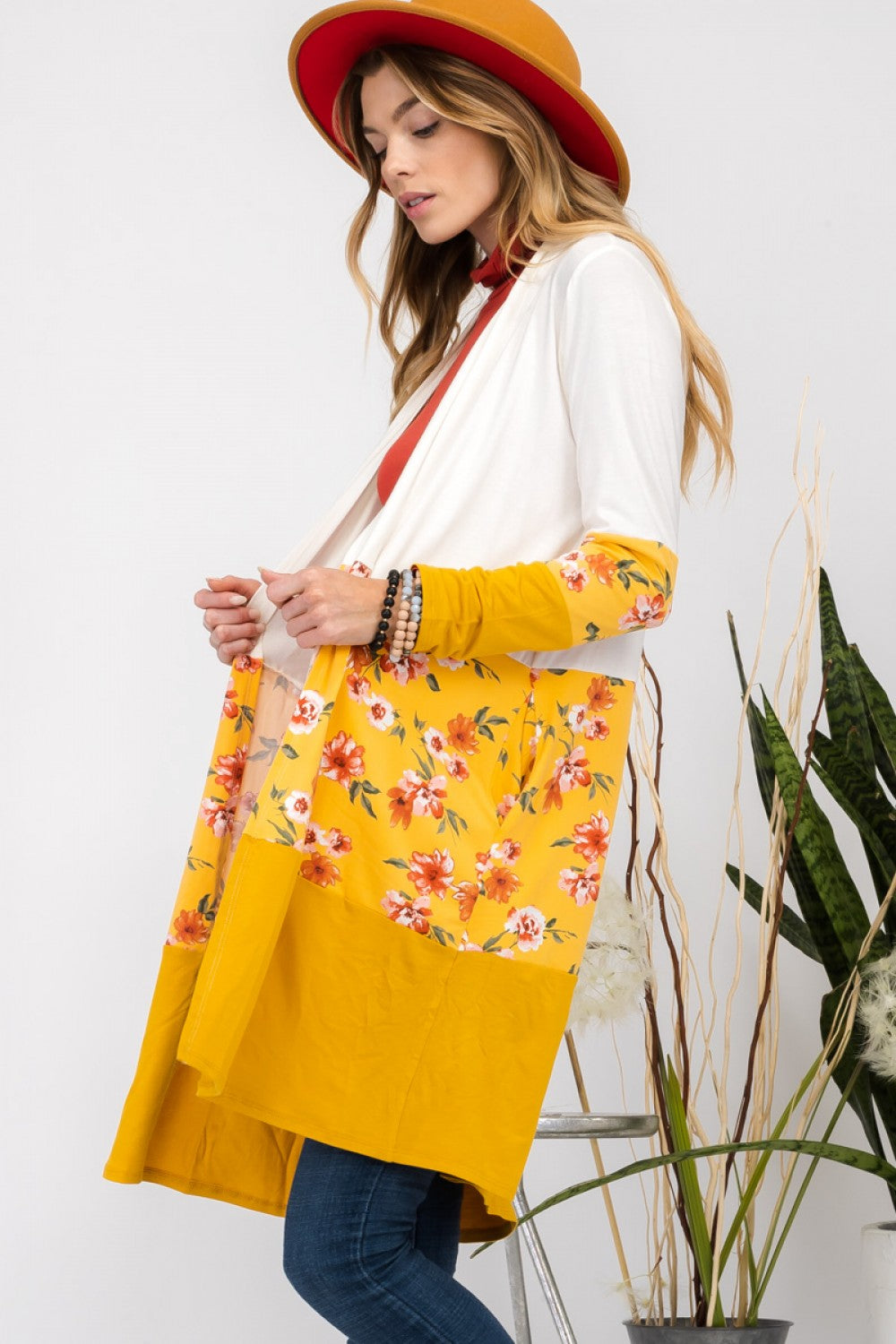 IVORY/MUSTARD FLORAL AND SOLID COLOR BLOCK CARDIGAN-CLCT43532I