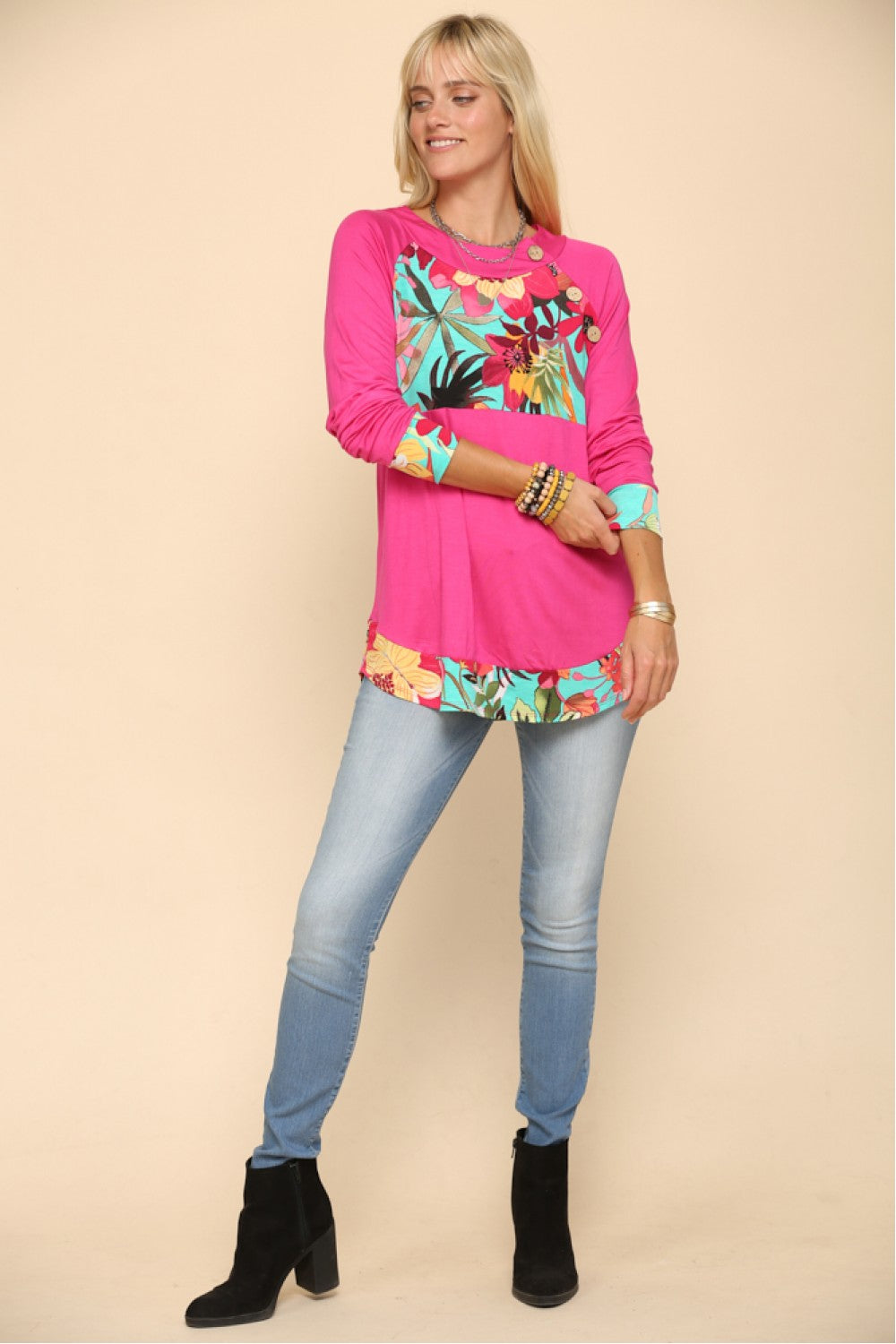 FUCHSIA TROPICAL PRINT RAGLAN TOP