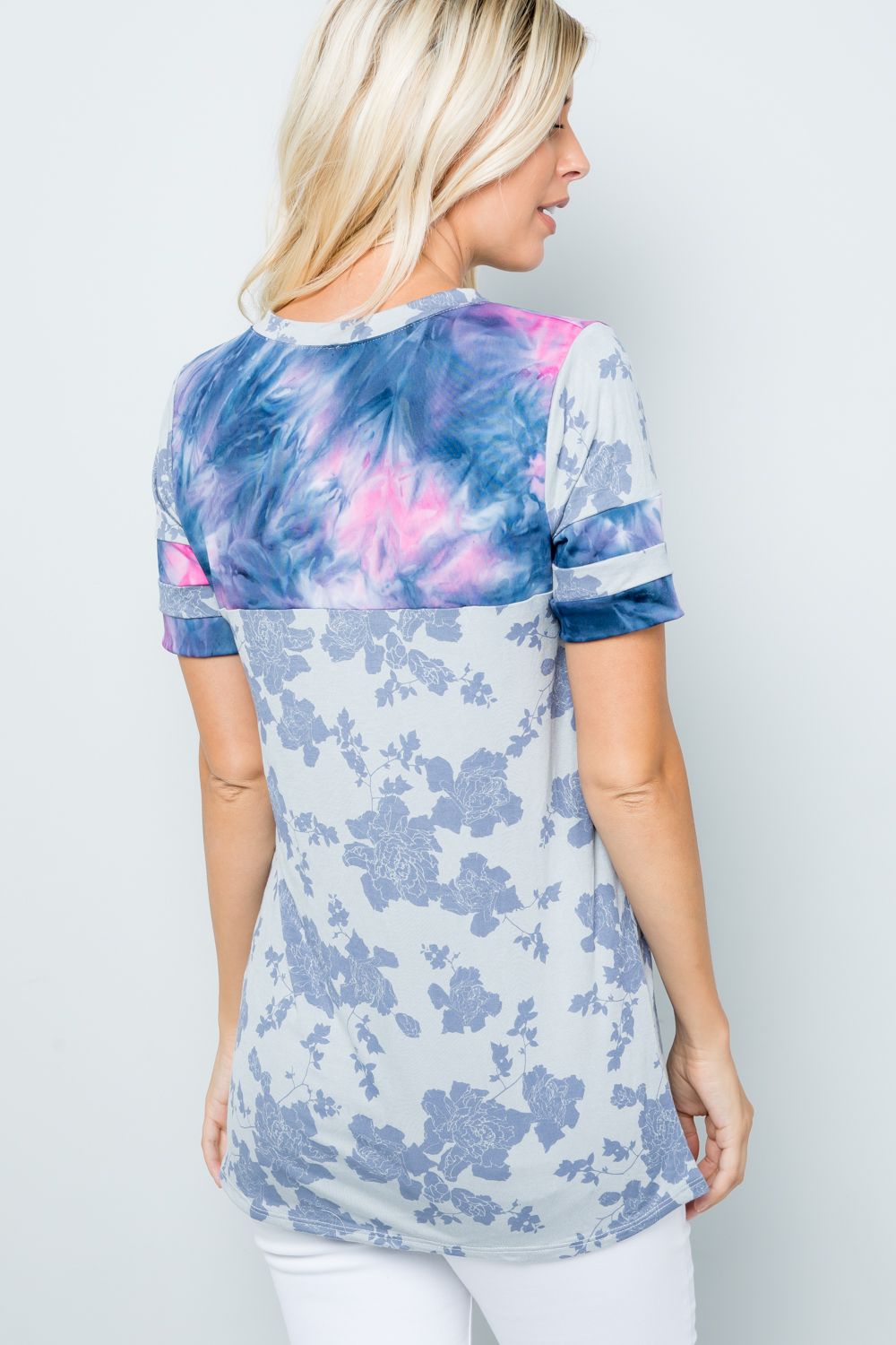 BLUE FLORAL V-NECK WITH TIE-DYE MARBLE CONTRAST TOP