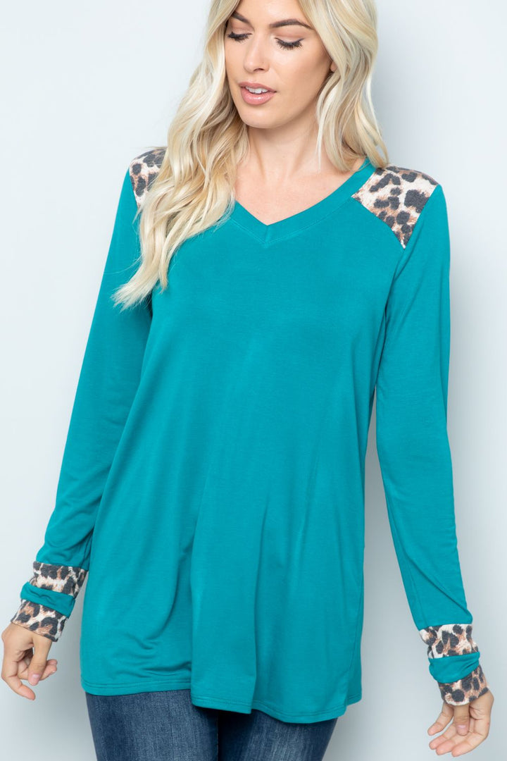 TEAL V-NECK TOP WITH LEOPARD CONTRAST