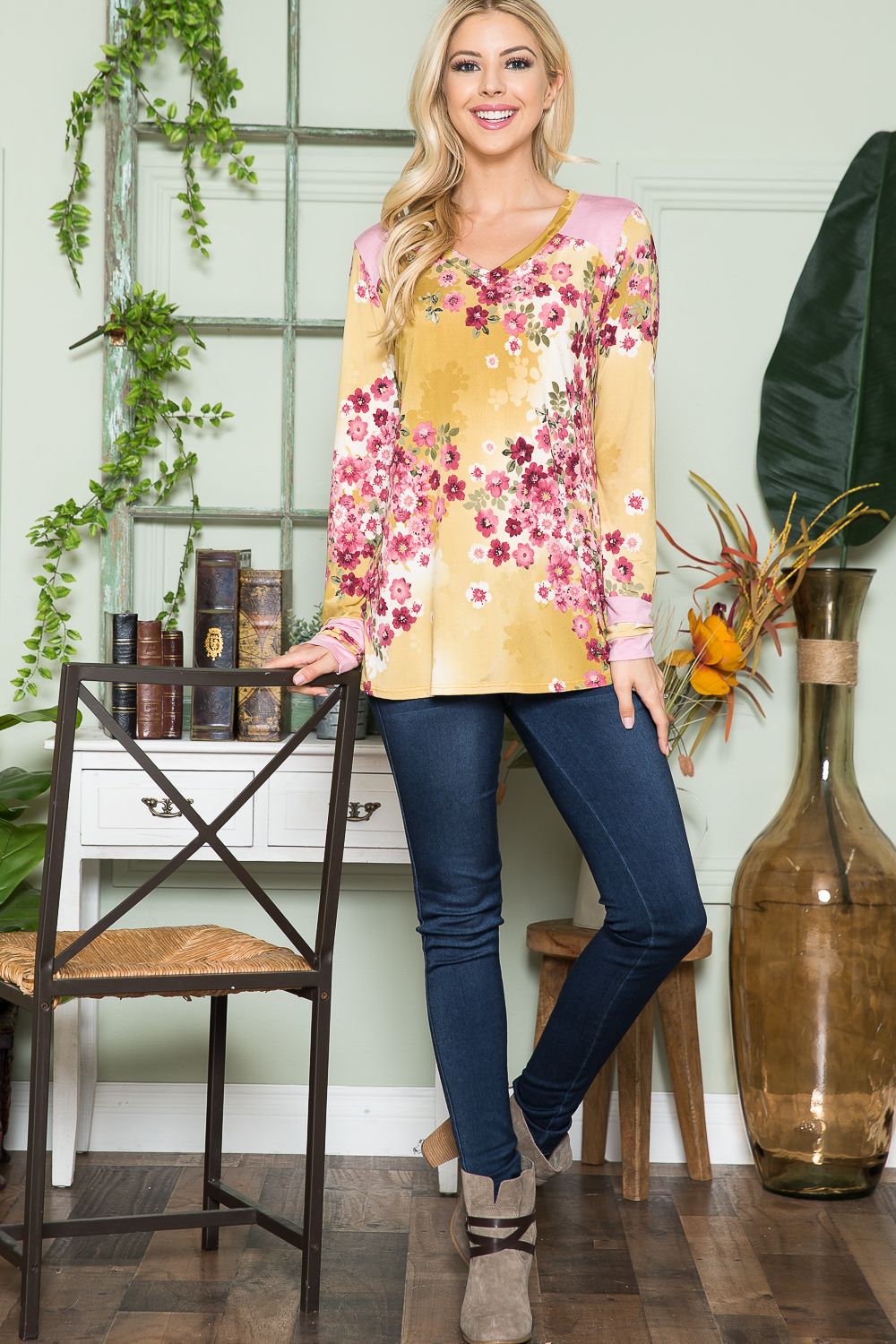 MUSTARD PLUS FLORAL PRINT LONG SLEEVE TOP