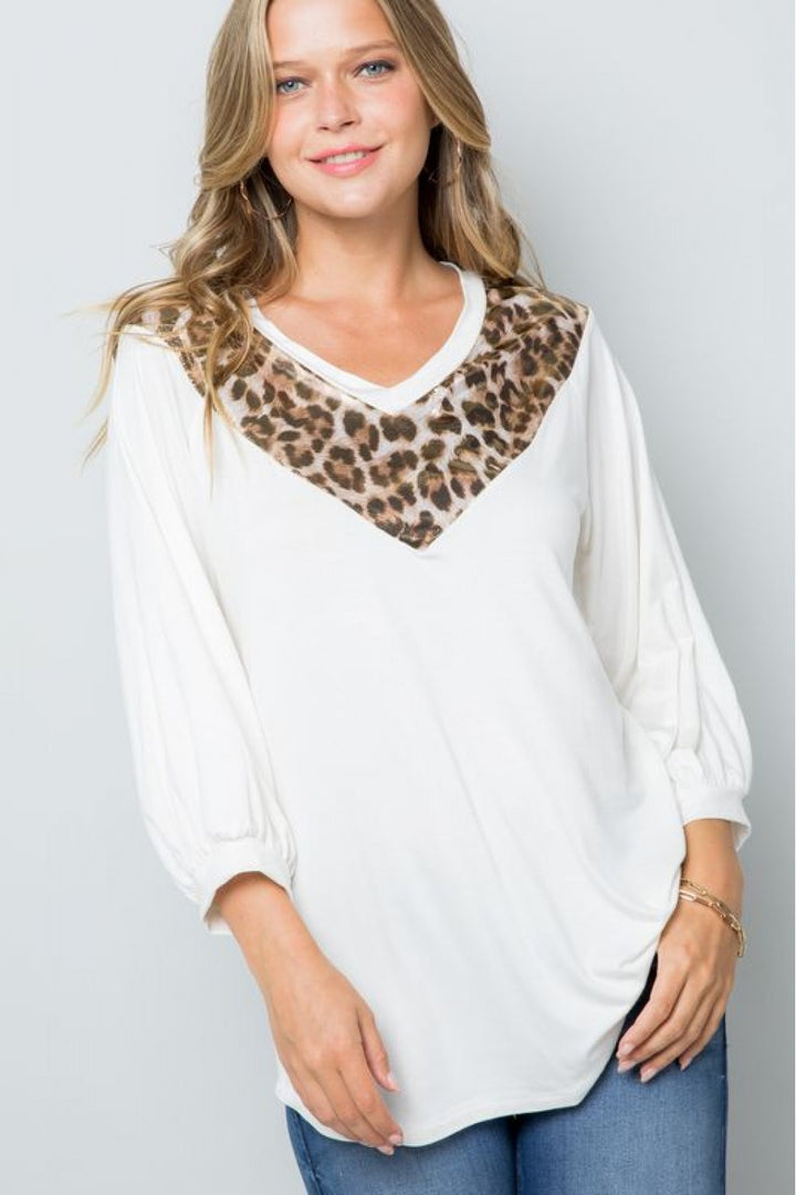 CLCT43652-PL-Wholesale Ivory Gold Solid V-Neck Top with Leopard Contrast Detail