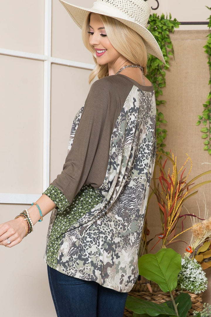 OLIVE ANIMAL AND FLORAL PRINT CONTRAST V-NECK TOP