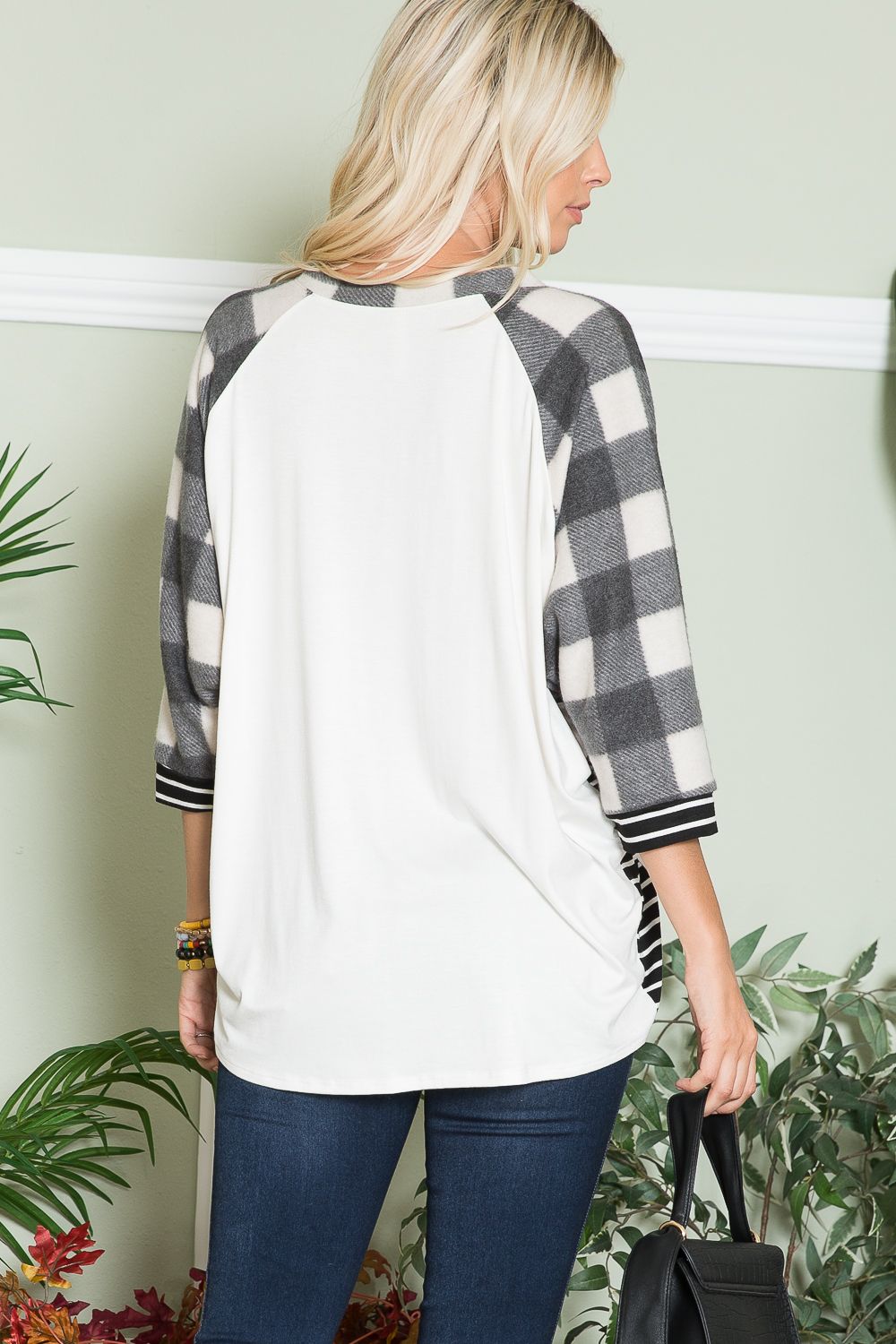 IVORY/CHARCOAL PLAID AND STRIPE CONTRAST DETAIL V-NECK TOP
