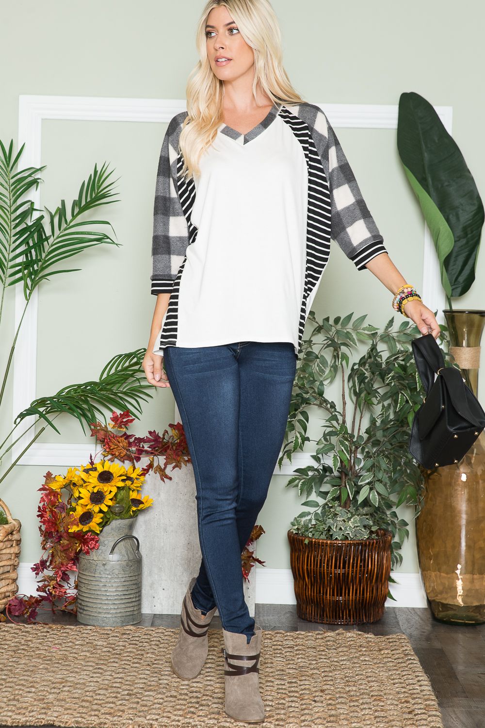 IVORY/CHARCOAL PLAID AND STRIPE CONTRAST DETAIL V-NECK TOP