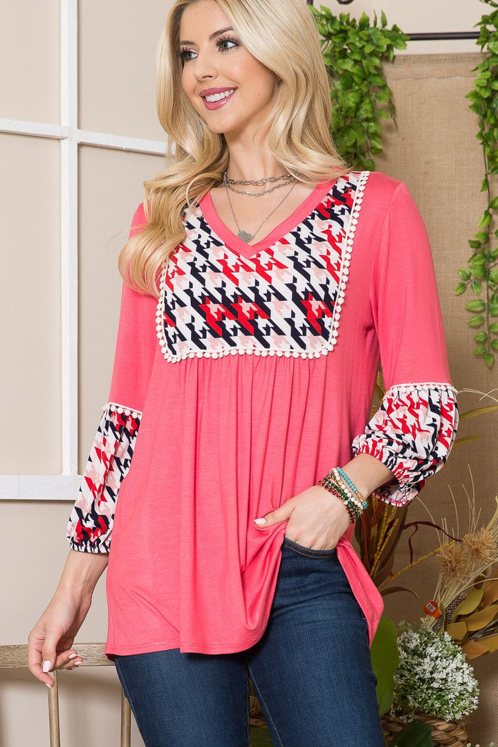 CORAL PLUS FLORAL PRINT LONG SLEEVE TOP-CLCT43724B