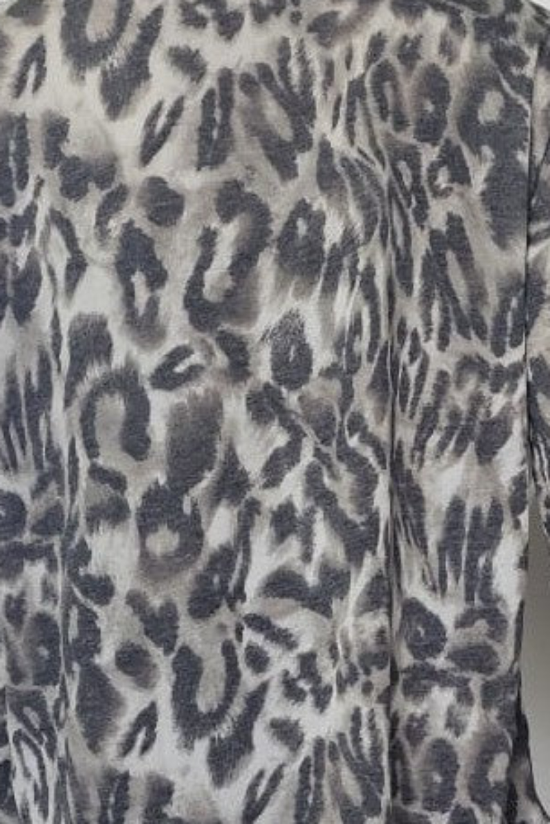 ANIMAL PRINT V-NECK  LONG DOLMAN SLEEVE HI-LOW TOP H7253LSP-