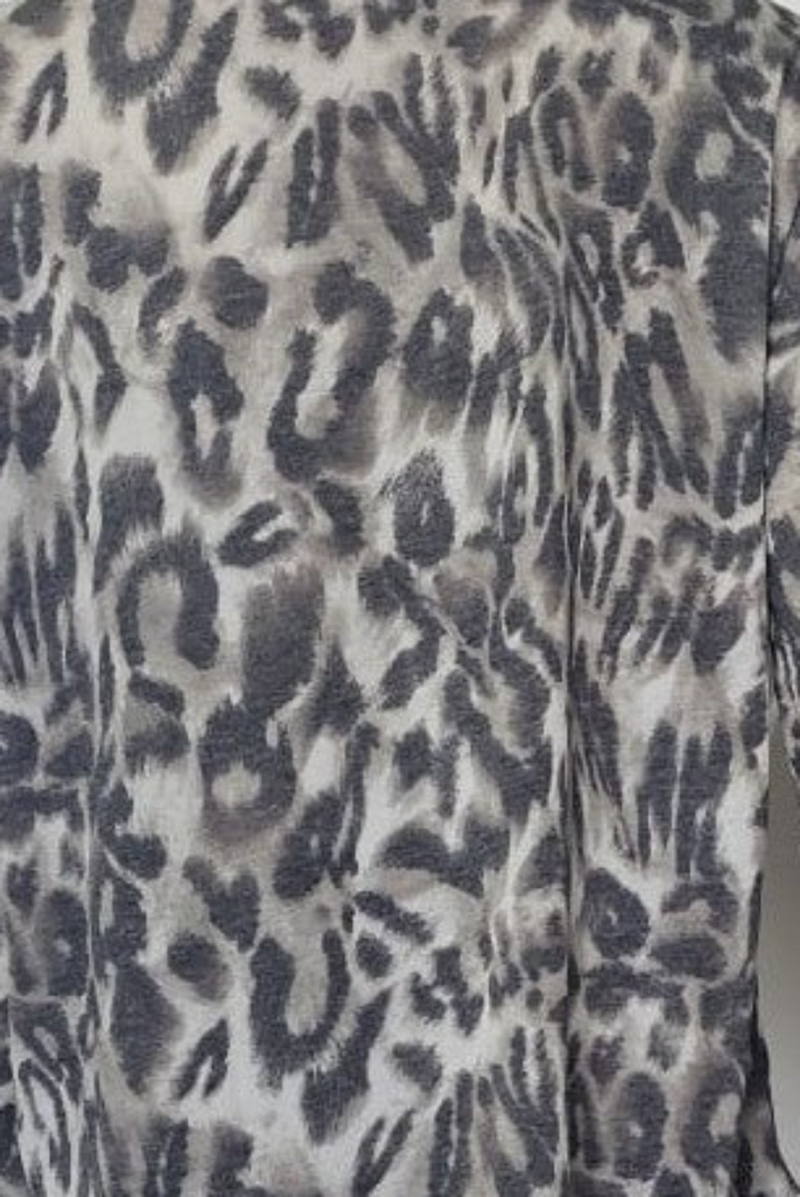 ANIMAL PRINT V-NECK  LONG DOLMAN SLEEVE HI-LOW TOP H7253LSP-