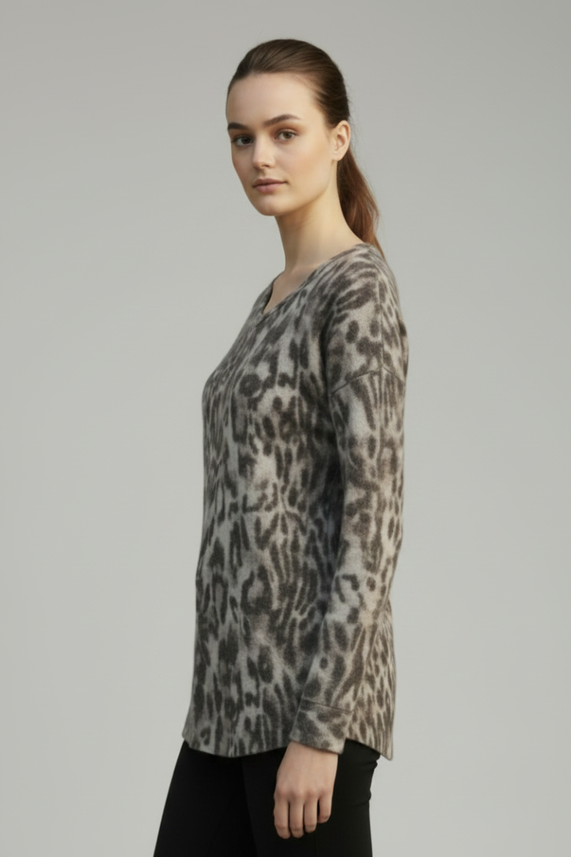 ANIMAL PRINT V-NECK  LONG DOLMAN SLEEVE HI-LOW TOP H7253LSP-