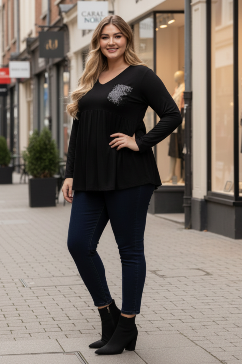 SEQUINCE PATCH POCKET PLUS SIZE TOP ST2134SX