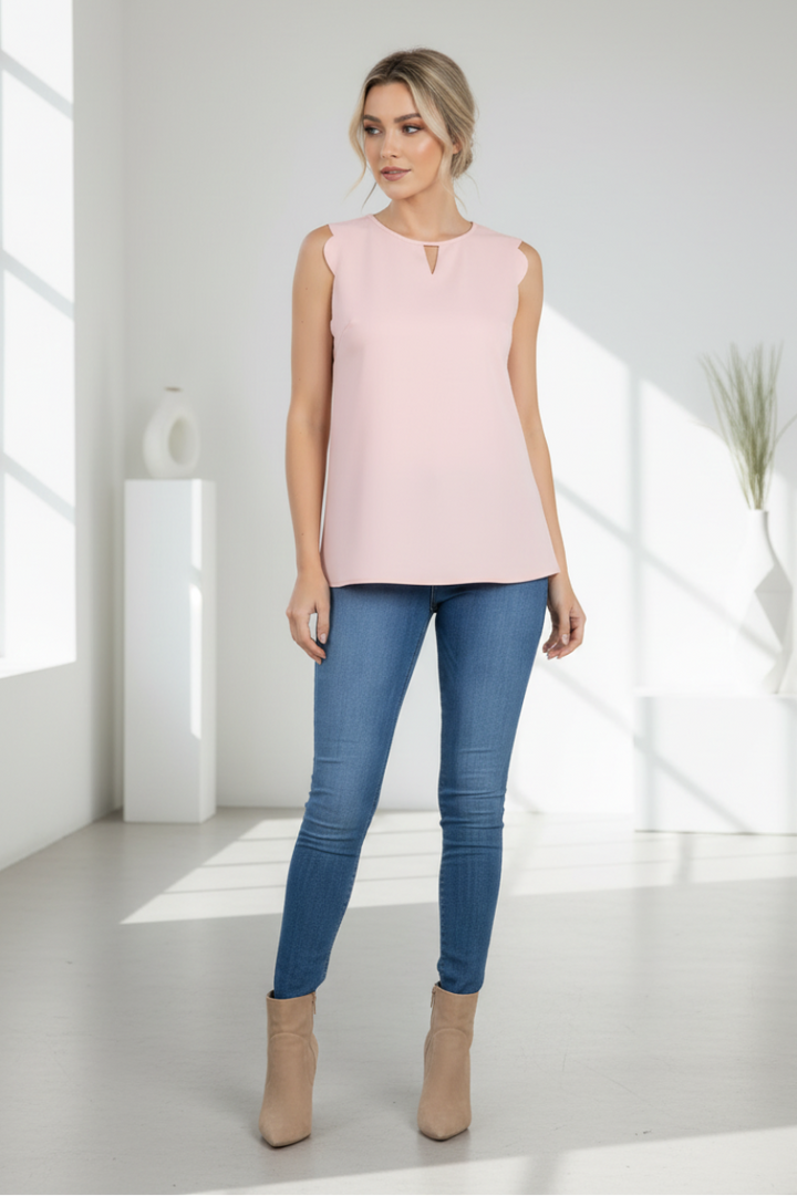 WAVE CUT SLEEVELESS TOP*