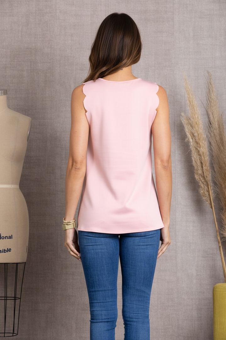 WAVE CUT SLEEVELESS TOP*