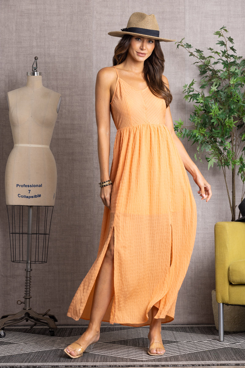 TIE-NECK HALTER SHIRRED CUT-OUT BACK DETAILED MAXI DRESS