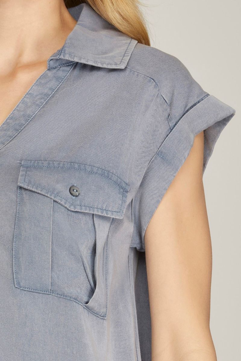 DUSTY BLUE COLLARED BUTTON DOWN FRONT POCKET WOVEN TOP SKSY6267